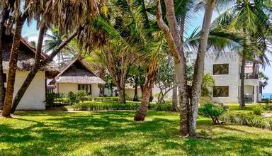 Jacaranda Indian Ocean Beach Resort