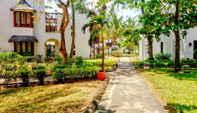 Jacaranda Indian Ocean Beach Resort