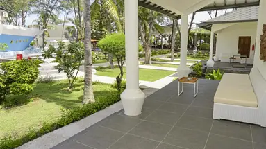 Jambuluwuk Oceano Resort Gili Trawangan