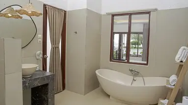 Jambuluwuk Oceano Resort Gili Trawangan