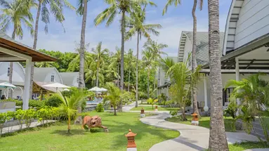 Jambuluwuk Oceano Resort Gili Trawangan