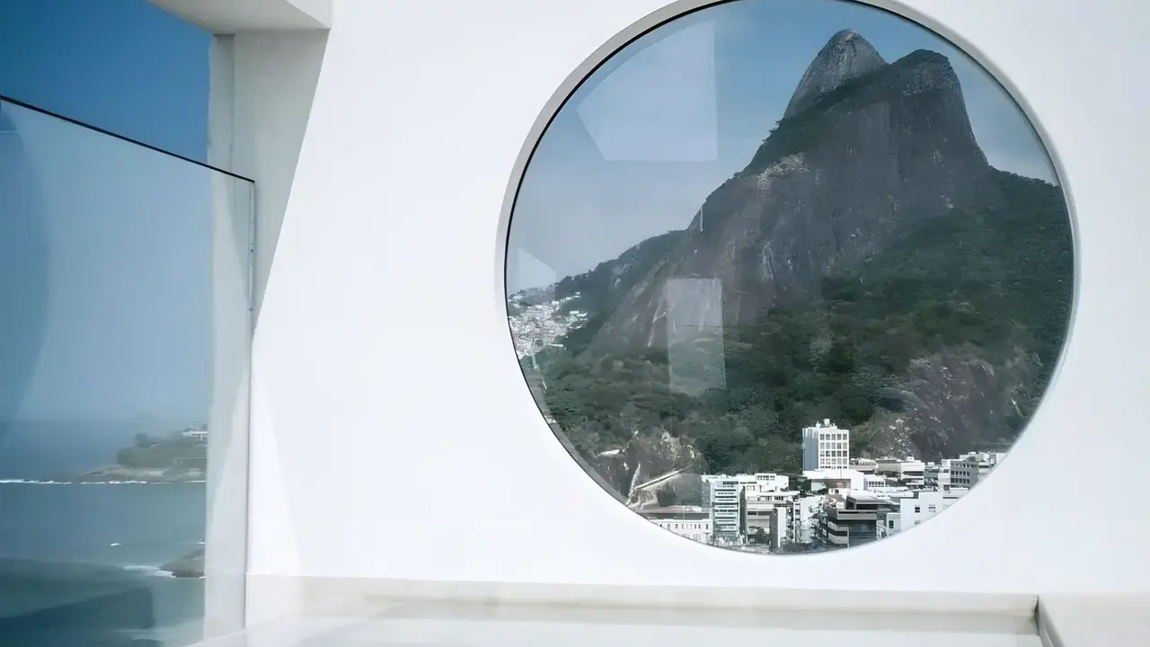 Janeiro Hotel