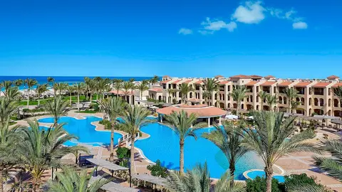 Hotel Jaz Almaza Beach