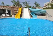 Jaz Costa Mares