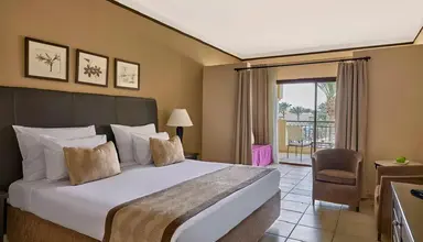 Jaz Lamaya Resort