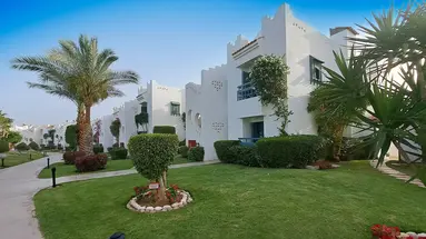 Jaz Neo Naama Bay