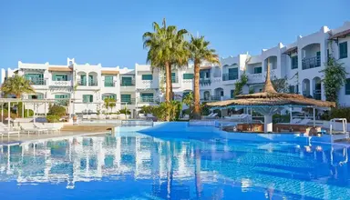 Jaz Neo Naama Bay