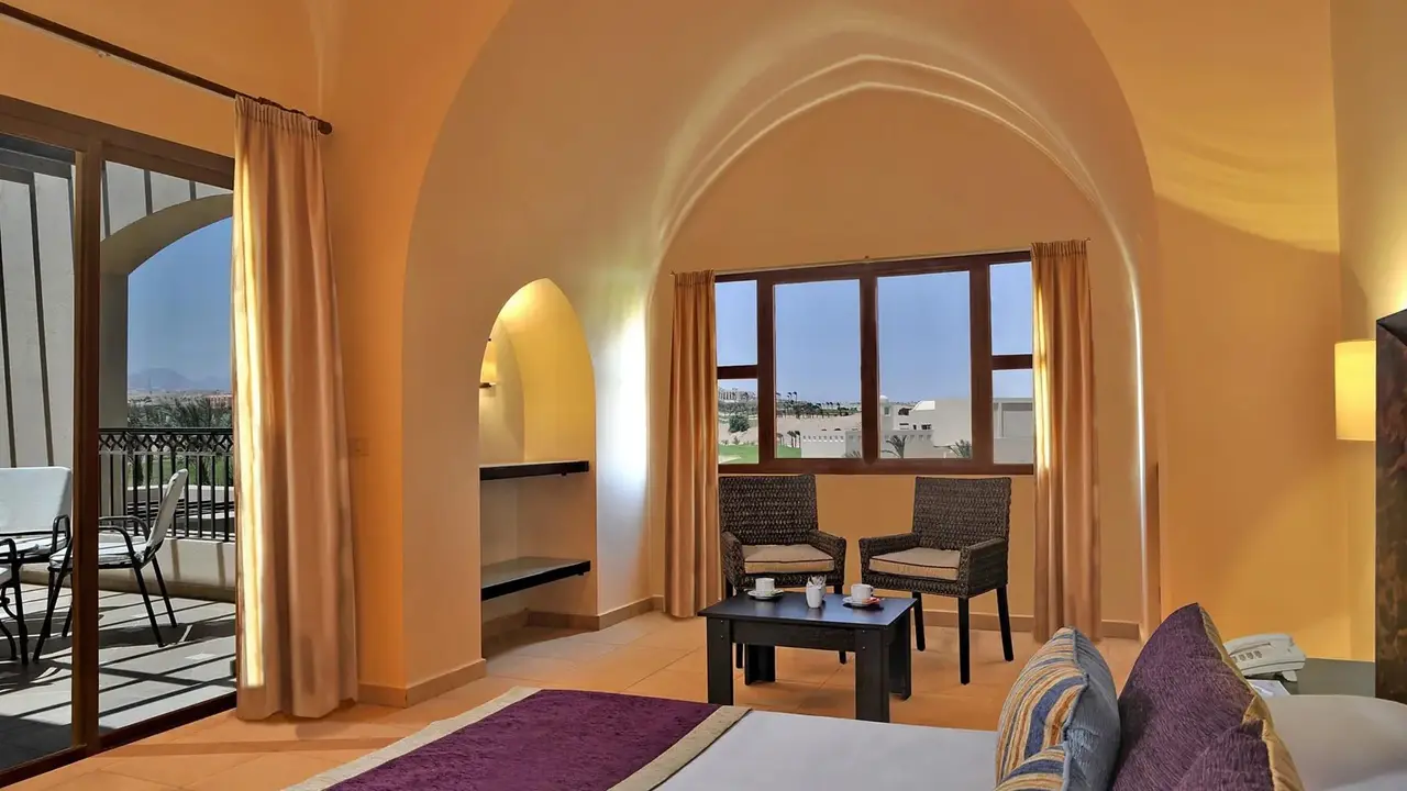 Jaz Neo Saraya Palms