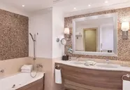 Jebel Ali Palm Tree Court & Spa