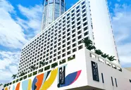 Jen Tanglin Singapore