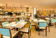 Jen Tanglin Singapore