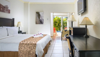 Jewel Runaway Bay Beach & Golf Resort