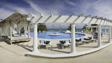 Jewel Runaway Bay Beach & Golf Resort