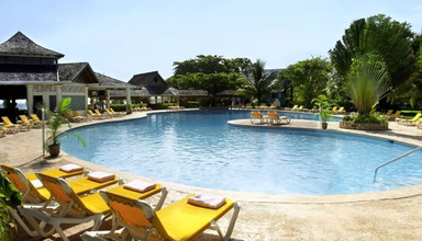 Jewel Runaway Bay Beach & Golf Resort