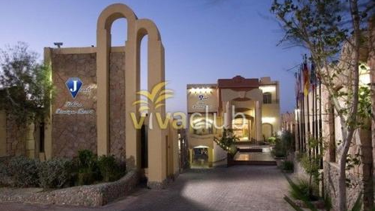 Jewels Sahara Boutique Resort