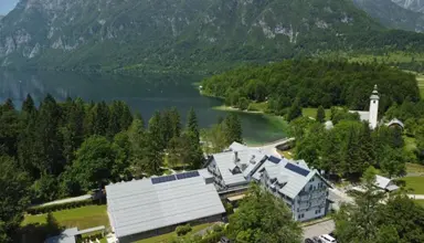 Jezero (Bohinj)