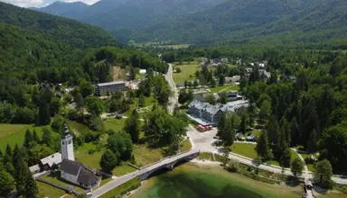 Jezero (Bohinj)
