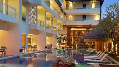 Hotel Jimbaran Bay Beach Resort & Spa