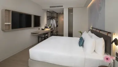 JonoX Phuket Karon