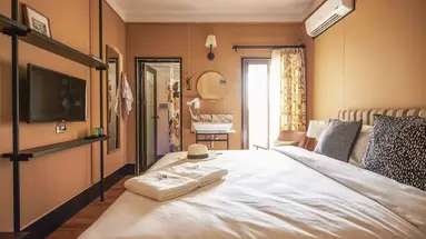 Josh Hotel