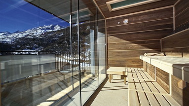 Josl Mountain Lounging