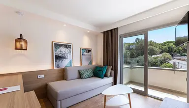 JS Portocolom Suites