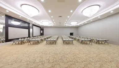 Juju Premier Palace