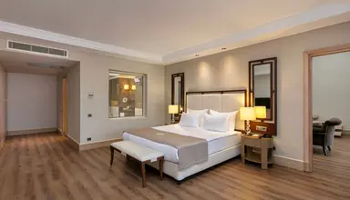 Juju Premier Palace
