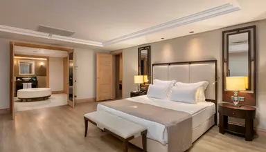 Juju Premier Palace