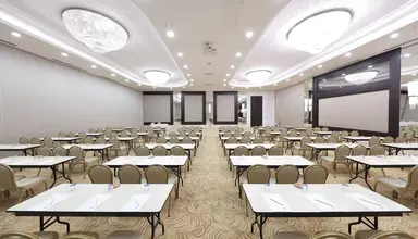 Juju Premier Palace