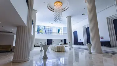 Juju Premier Palace 