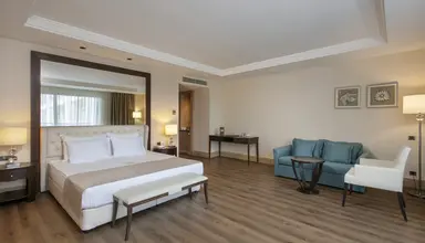 Juju Premier Palace