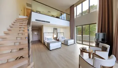 Juju Premier Palace
