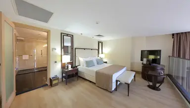 Juju Premier Palace