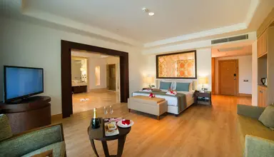 Juju Premier Palace