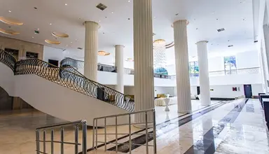 Juju Premier Palace