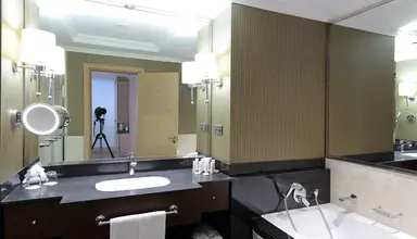 Juju Premier Palace