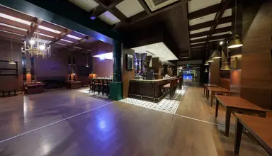 Juju Premier Palace
