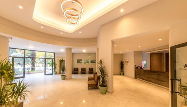 Julian Club & Julian Forest Suites