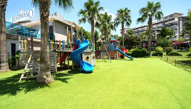 Justiniano De Luxe Resort