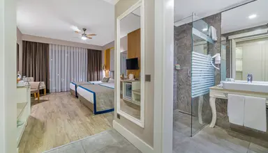 Justiniano De Luxe Resort