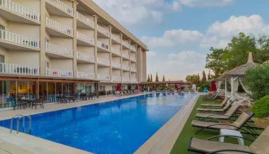 Justiniano De Luxe Resort