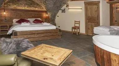 K2 Hotel