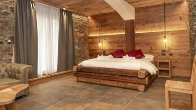 K2 Hotel
