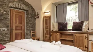 K2 Hotel