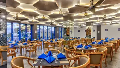 Kaani Palm Beach