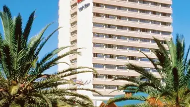 Kalahari Sands