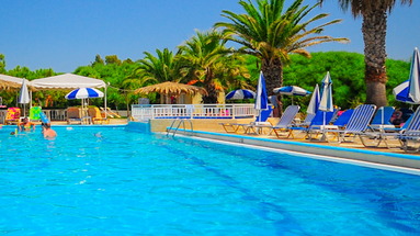 Kalamaki Beach