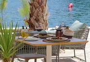 Kalamota Beach House