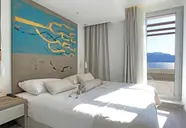 Kalamota Beach House